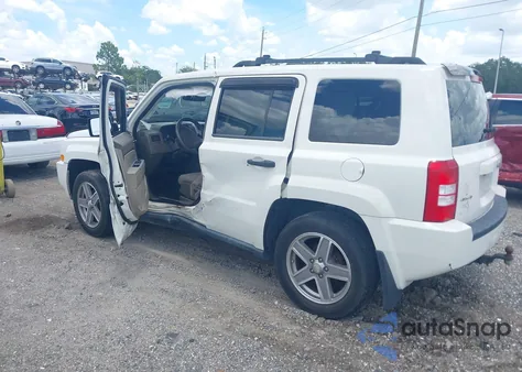 2008 Jeep Patriot Sport из США, поврежденный, VIN 1J8FF28W58D528448